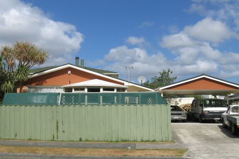 Photo of property in 11 Omaha Grove, Totara Park, Upper Hutt, 5018