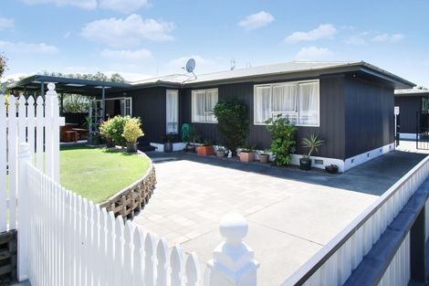 Photo of property in 69 Puketapu Road, Taradale, Napier, 4112