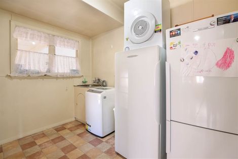 Photo of property in 99 Mcmurdo Street, Tinwald, Ashburton, 7700