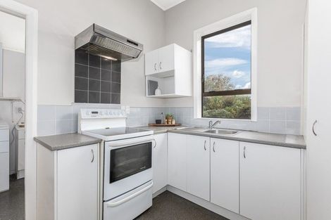 Photo of property in 50 Te Wharepouri Street, Berhampore, Wellington, 6023