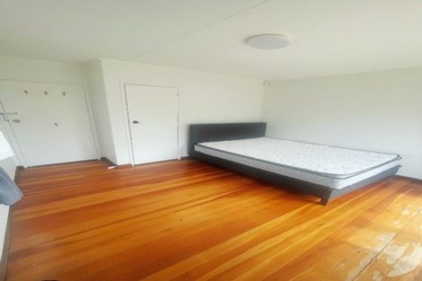 Photo of property in 25 Tripoli Road, Panmure, Auckland, 1072