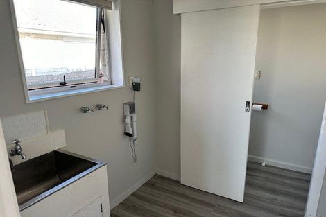 Photo of property in 82 Lowry Avenue, Redwood, Christchurch, 8051