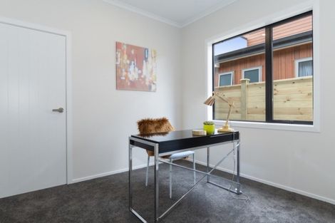 Photo of property in 16 Makura Drive, Papamoa Beach, Papamoa, 3118