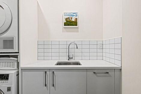 Photo of property in 21 Muritai Terrace, Mount Pleasant, Christchurch, 8081