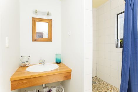 Photo of property in 57 Moana Road, Okitu, Gisborne, 4010