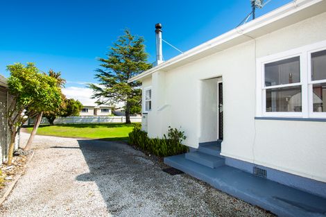 Photo of property in 15 Cochrane Street, Elgin, Gisborne, 4010