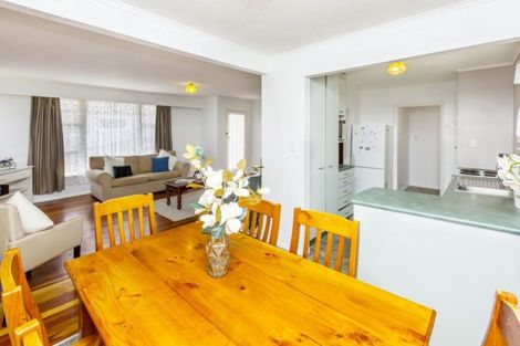 Photo of property in 42 Kashmir Avenue, Clouston Park, Upper Hutt, 5018