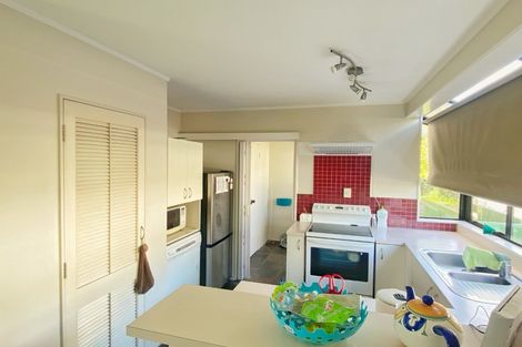Photo of property in 2/717 East Coast Road, Browns Bay, Auckland, 0630