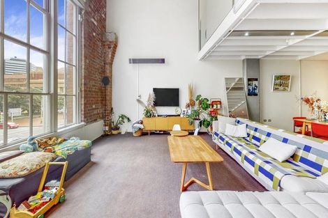 Photo of property in Waterloo Quay Apartments, 208/28 Waterloo Quay, Pipitea, Wellington, 6011