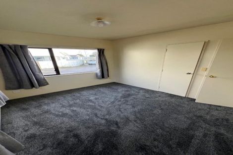 Photo of property in 2/29 Aeronautic Road, Takanini, 2112