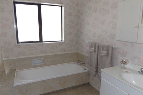 Photo of property in 147 Bath Street, Levin, 5510