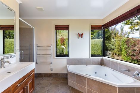 Photo of property in 172 Hill View Drive, Acacia Bay, Taupo, 3385