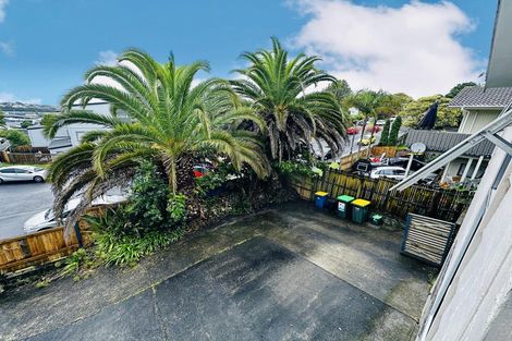 Photo of property in 10 Celeste Place, Totara Vale, Auckland, 0627