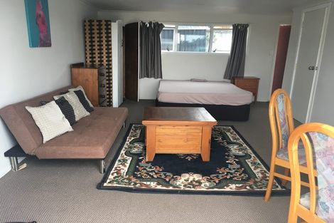 Photo of property in 22a Heath Street, St Andrews, Hamilton, 3200