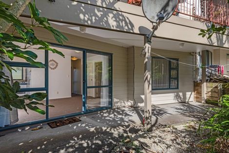 Photo of property in 3/53 The Avenue, Albany, Auckland, 0632