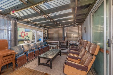 Photo of property in 25 Himatangi Street, Himatangi Beach, Foxton, 4891