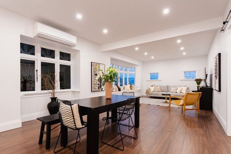 Photo of property in 104 Forbury Road, Saint Clair, Dunedin, 9012