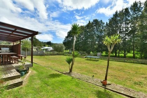 Photo of property in 1084 Kaipara Coast Highway, Kaukapakapa, 0873
