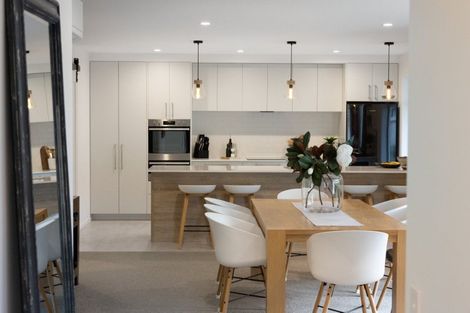 Photo of property in 5 Hanlow Place, Pyes Pa, Tauranga, 3112