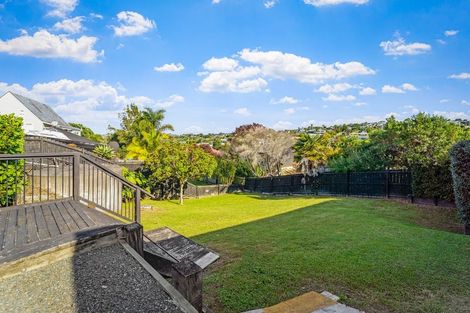 Photo of property in 239 Vipond Road, Stanmore Bay, Whangaparaoa, 0932