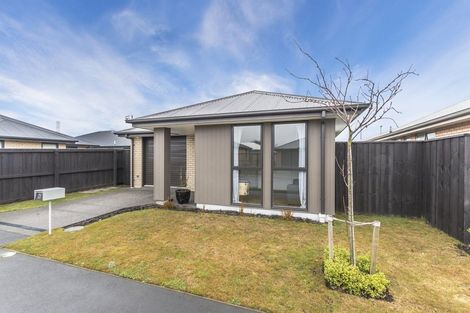 Photo of property in 22 Vildebeest Street, Halswell, Christchurch, 8025