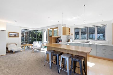 Photo of property in 16 Earnslaw Terrace, Queenstown, 9300