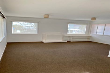 Photo of property in 12 Williamson Avenue, Belmont, Auckland, 0622