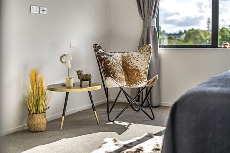 Photo of property in 19 Ti Kouka Lane, Sandringham, Auckland, 1025