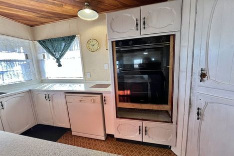 Photo of property in 125 Redoubt Road, Goodwood Heights, Auckland, 2105