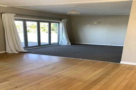 Photo of property in 2/21 Hythe Terrace, Mairangi Bay, Auckland, 0630