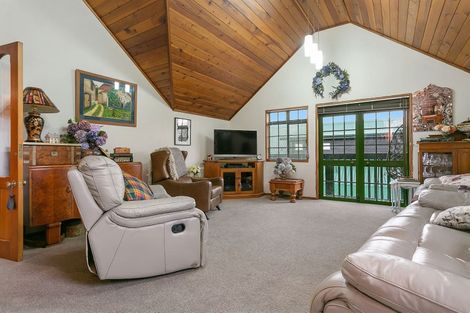 Photo of property in 58 Hamilton Road, Cambridge, 3434