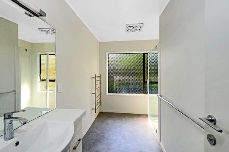 Photo of property in 2 Montclair Rise, Browns Bay, Auckland, 0630