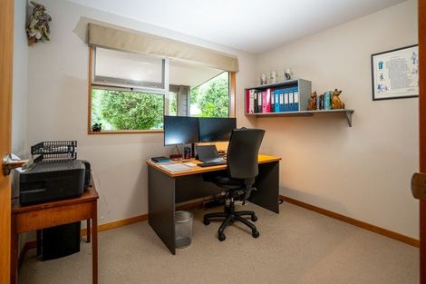 Photo of property in 54 Kohekohe Road, Waikanae, 5036