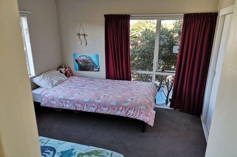 Photo of property in 19 Jay Court, Botany Downs, Auckland, 2010