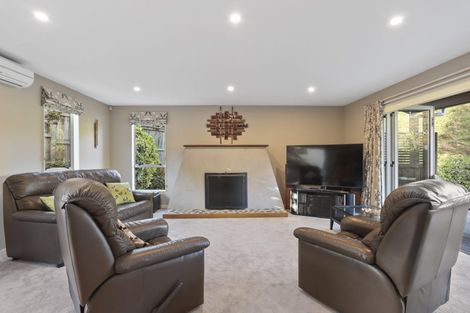 Photo of property in 542d West Coast Road, Oratia, Auckland, 0604