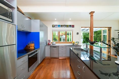 Photo of property in 124 Cook Street, West End, Palmerston North, 4410