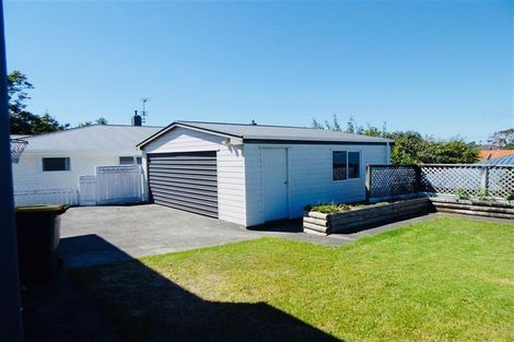 Photo of property in 3b Waimea Street, Westown, New Plymouth, 4310