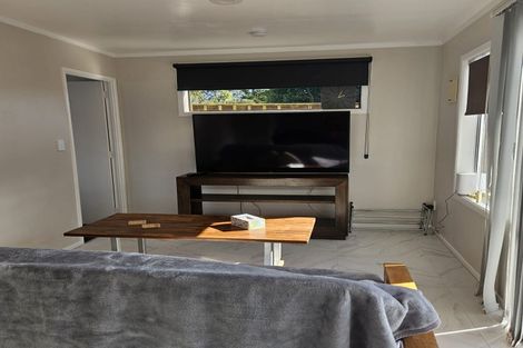 Photo of property in 98/98a Glenpark Avenue, Frankleigh Park, New Plymouth, 4310