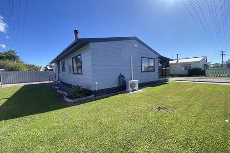 Photo of property in 11a Johnson Street, Waipawa, 4210