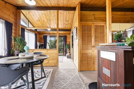 Photo of property in 6 Newberry Place, Richmond Heights, Taupo, 3330