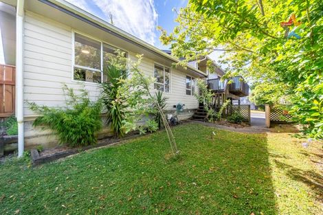 Photo of property in 172 Holborn Drive, Stokes Valley, Lower Hutt, 5019