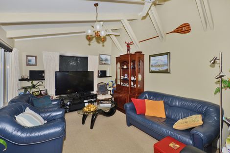 Photo of property in 1950 Whangarei Heads Road, Whangarei Heads, Whangarei, 0174