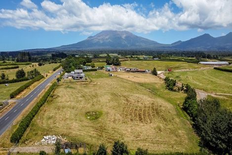 Photo of property in 1988 Egmont Road, Kaimiro, Inglewood, 4386