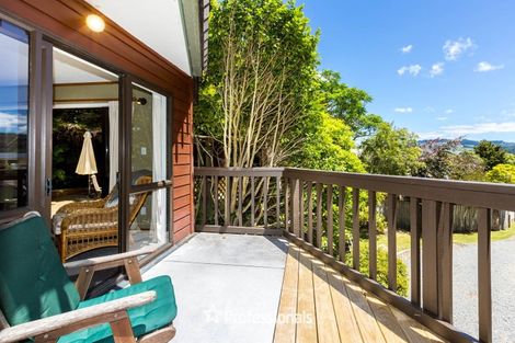 Photo of property in 8 King Charles Drive, Kingsley Heights, Upper Hutt, 5018