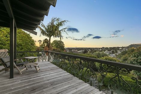 Photo of property in 32 Rahiri Road, Mount Eden, Auckland, 1024