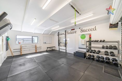 Photo of property in 21 Jasmine Grove, Maungaraki, Lower Hutt, 5010