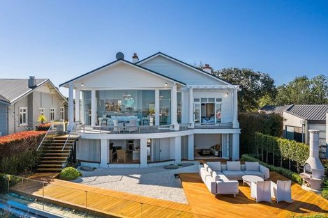 Photo of property in 55 Stanley Point Road, Stanley Point, Auckland, 0624