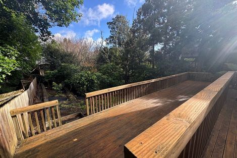 Photo of property in 37 Charles Dickens Drive, Mellons Bay, Auckland, 2014