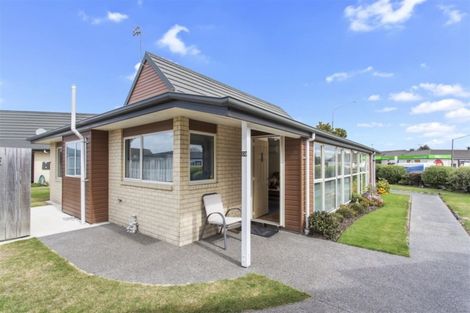 Photo of property in Rivertown Villas, 150 Williams Street, Kaiapoi, 7630
