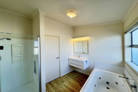 Photo of property in 50a Signal Street, Foxton Beach, Foxton, 4815